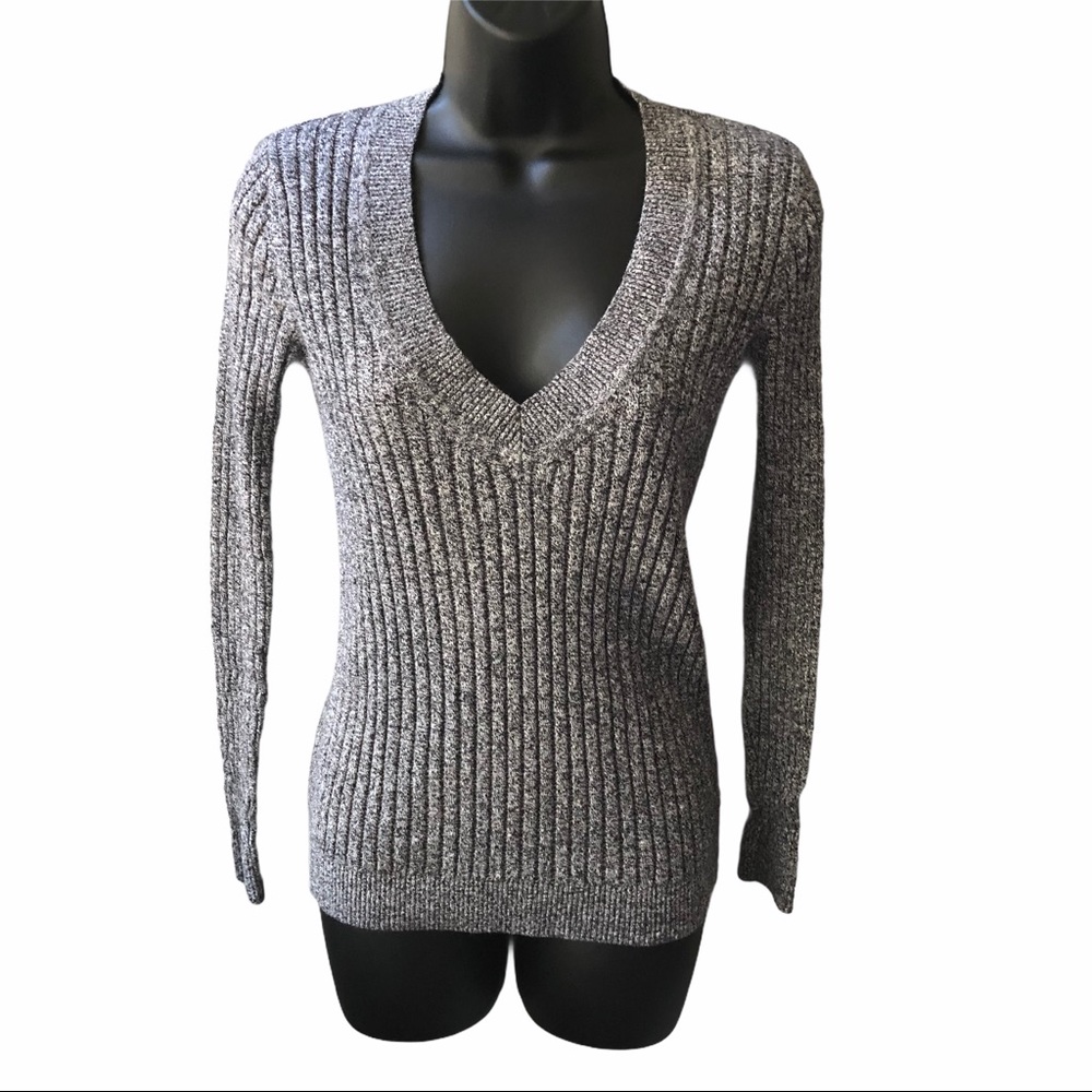 Express Ribbed V-Neck Sweater Size L